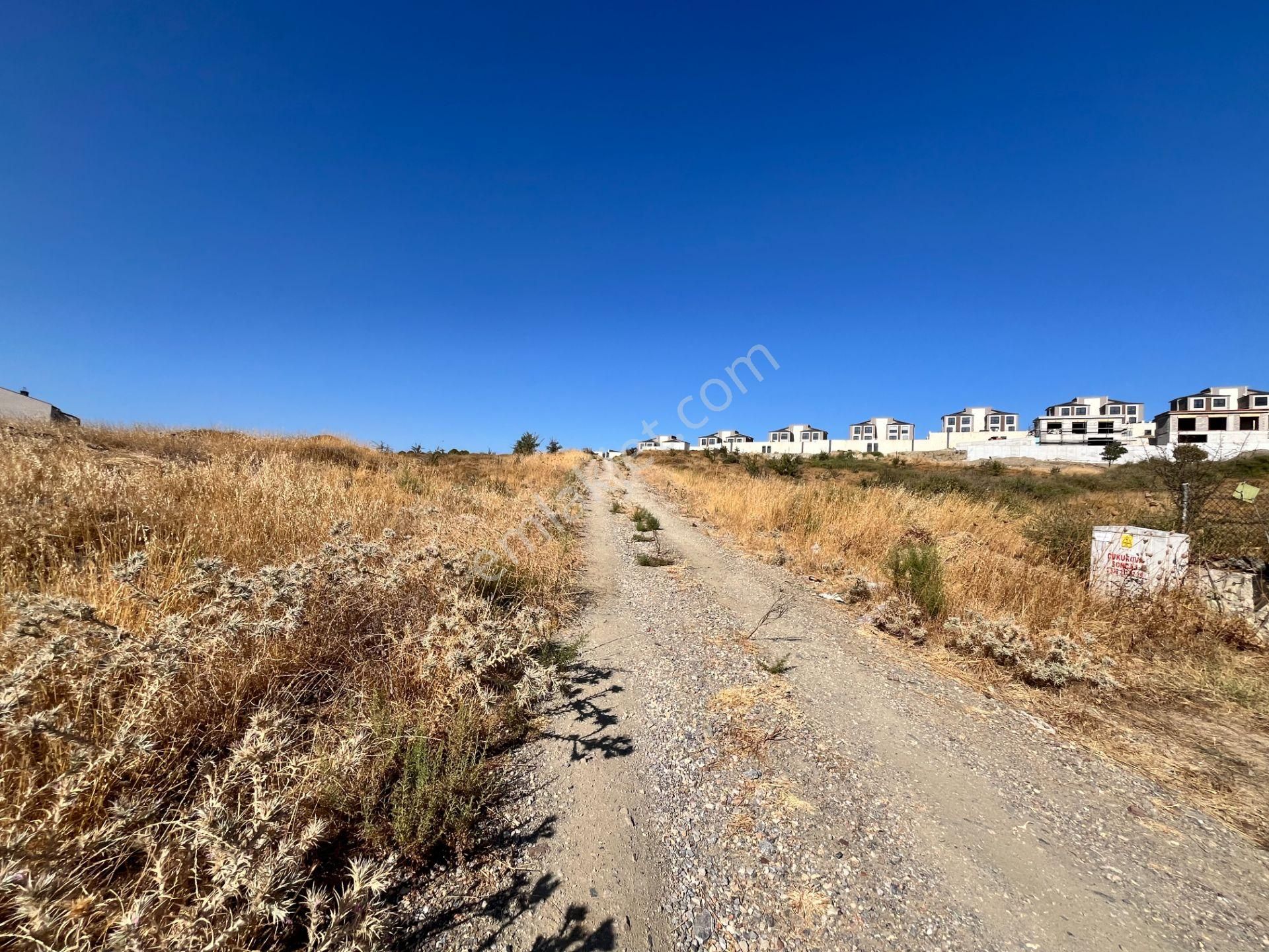 Seferihisar Bahçeşehir Bölgesinde Yatırımlık 1500m² Arsa - Görsel 13