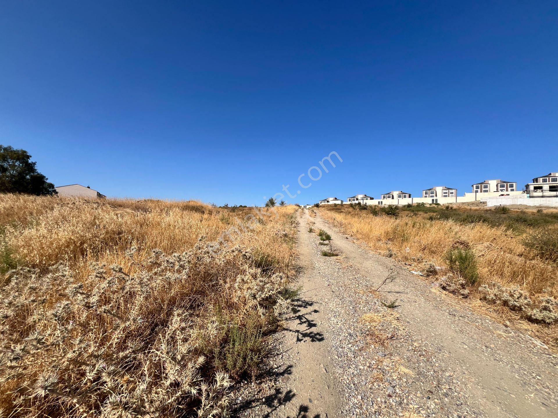 Seferihisar Bahçeşehir Bölgesinde Yatırımlık 1500m² Arsa - Görsel 11