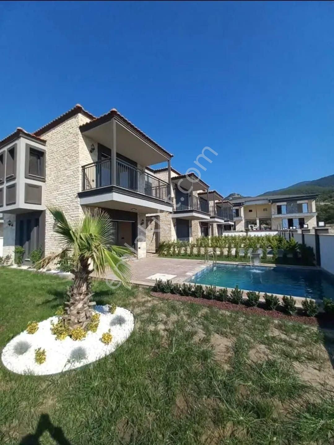 Kuşadası Güzelçamlı Satılık Villa Kusadasi Güzelçamlı Mevki Özel Havuzlu Yeni Villalar