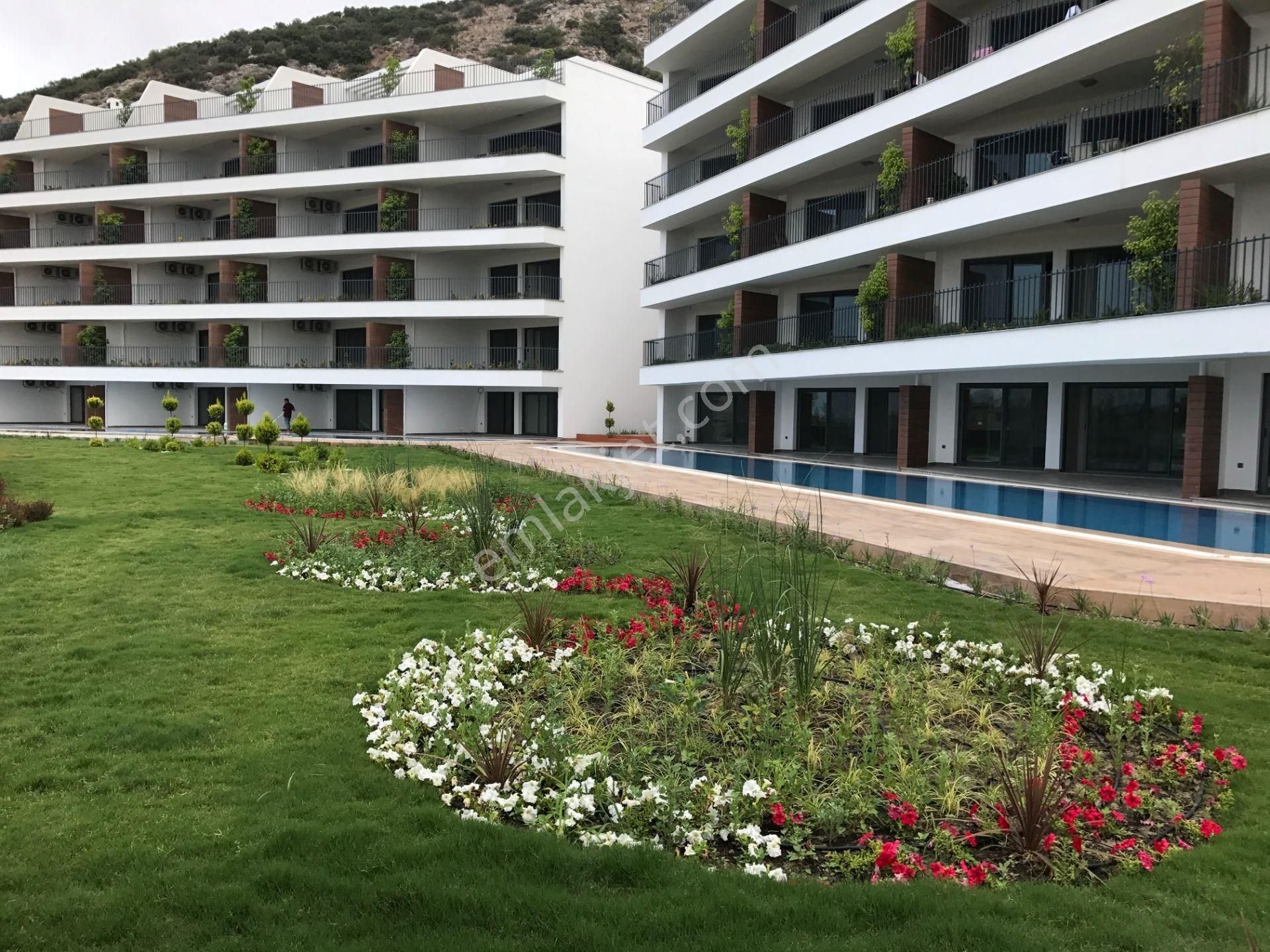 Kusadasi Merkezde Geniş Luks Daireler - Görsel 31