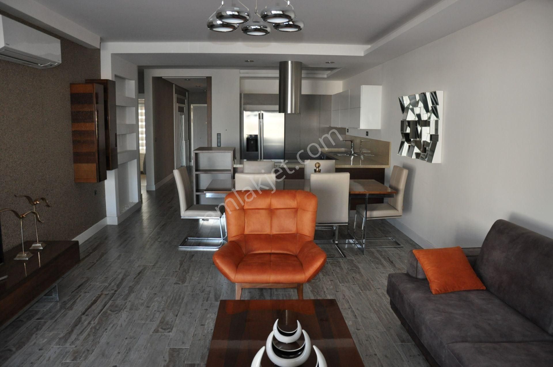 Kusadasi Merkezde Geniş Luks Daireler - Görsel 20