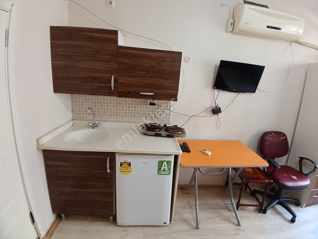 Çukurova Beyazevler'de Aylık Kiralık 1+0 Eşyalı Daire