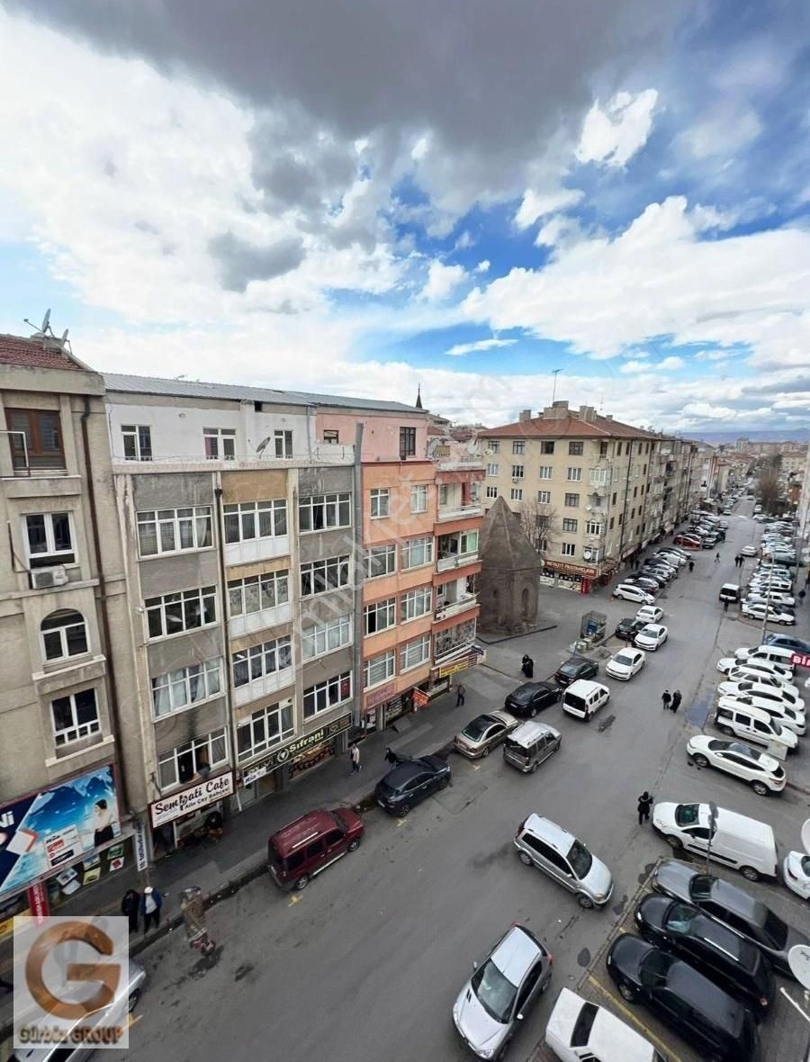 Satılık Sahabiyemh.yatırımlık Teras Kat 2ayrı Daire300m - Görsel 4