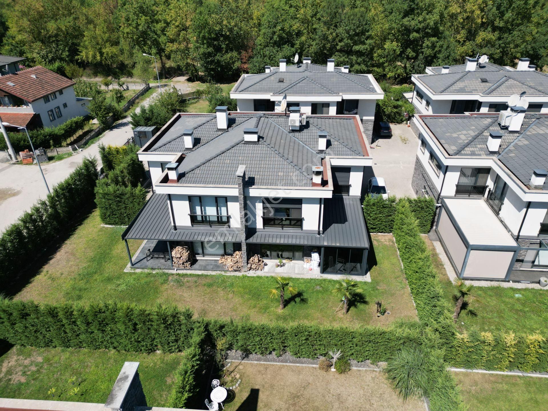 Düzce Merkez Kuyumcuhacıali Satılık Villa EPA UĞURDAN KUYUMCUHACIALİDE SÜPER LÜKS İKİZ VİLLA