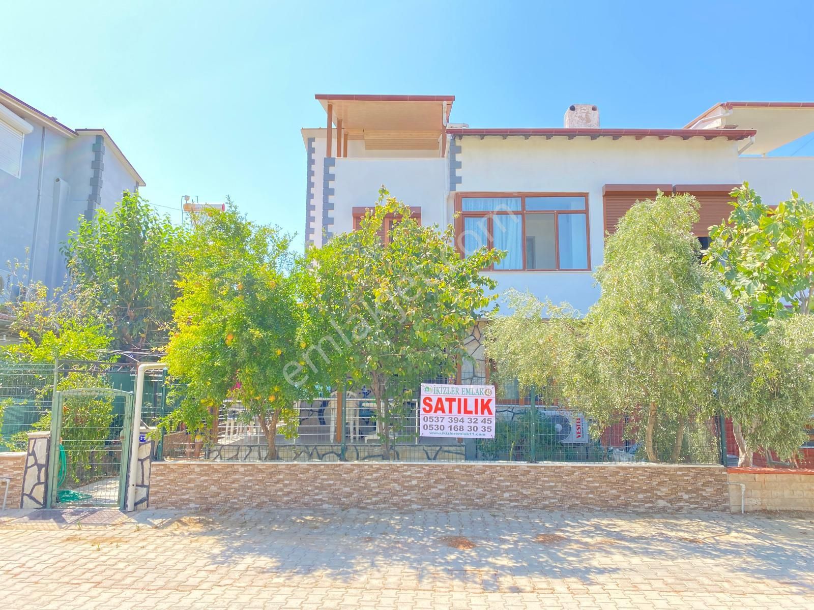 Seferihisar Payamlı Satılık Villa  SEFERİHİSAR DOĞANBEY de SİTE İÇİNDE SATILIK 4+1 VİLLA YAZLIK