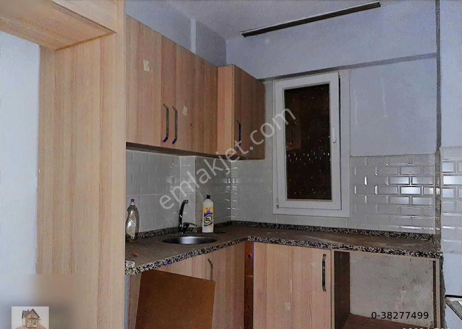 Balçova Fevzi Çakmak Satılık Daire BALÇOVA SAKARYA CAD ÜZERİ 2+1 ARAKAT SATILIK DAİRE