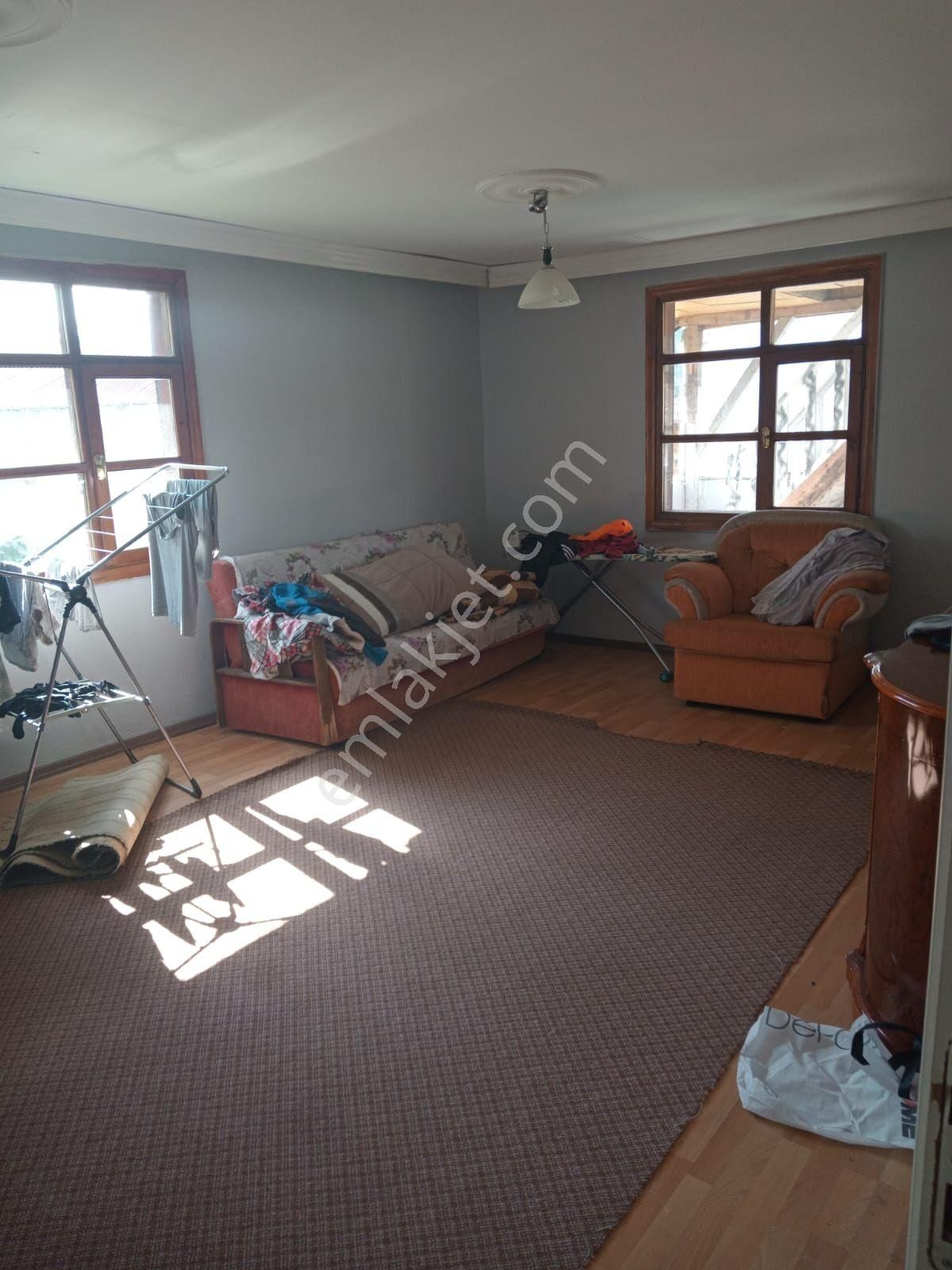 Elmalık'ta 900m2 Arazi İçinde Tek Katlı Köy Evi - Görsel 8