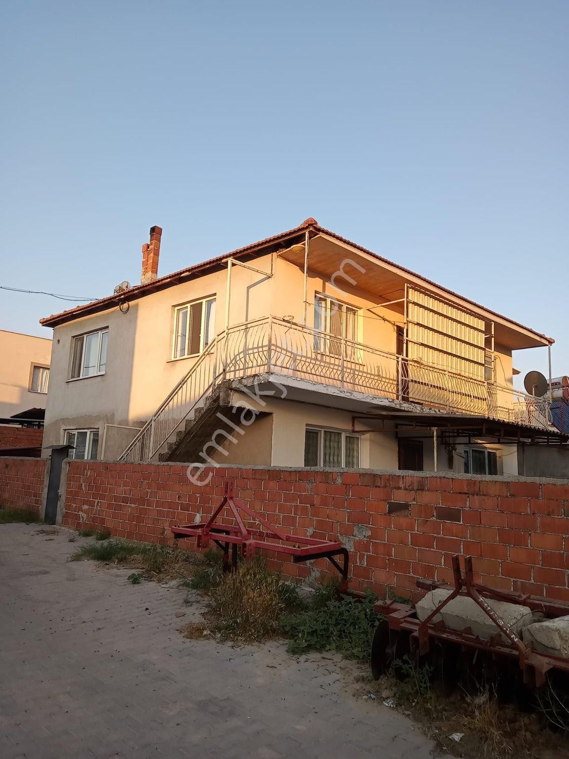 Saruhanlı Mütevelli Satılık Daire  SARUHANLI MÜTEVELLİ DE FIRSAT  DAİRE