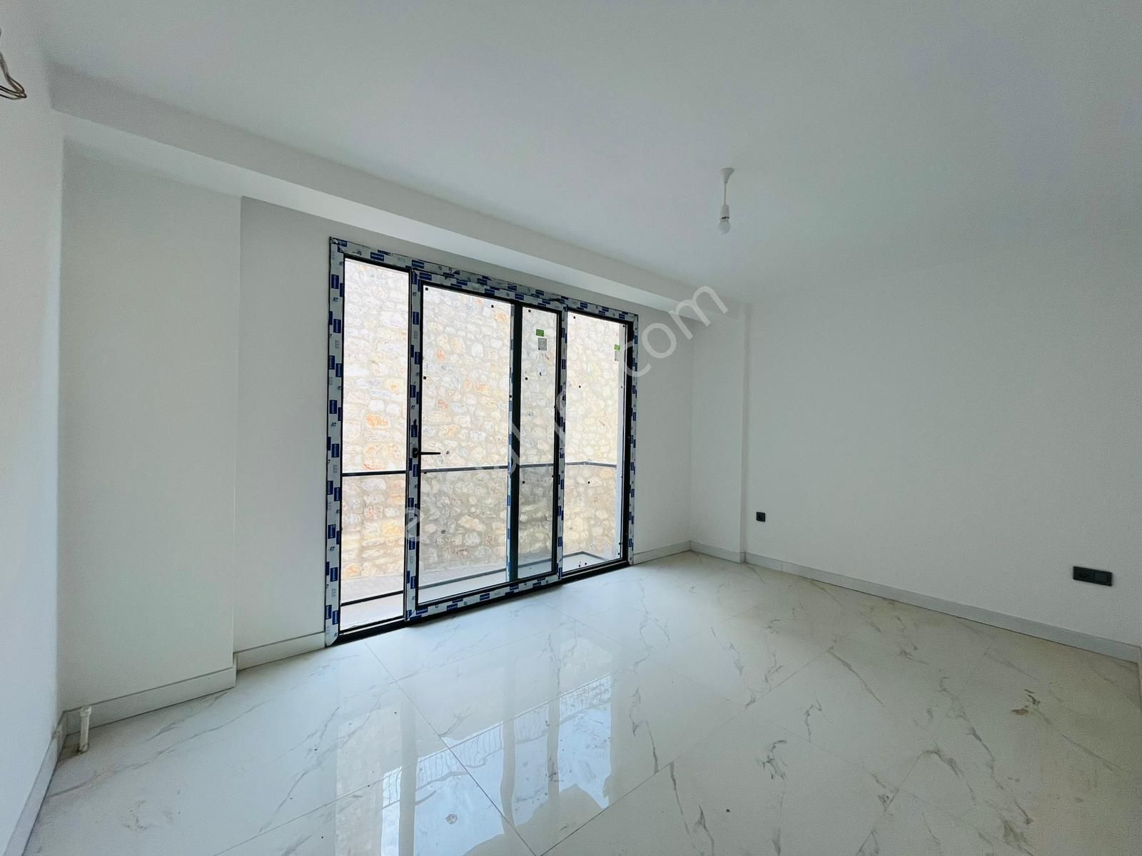 Remax Cool 2 'den 1+1 Doğa Manzaralı Daire - Görsel 10