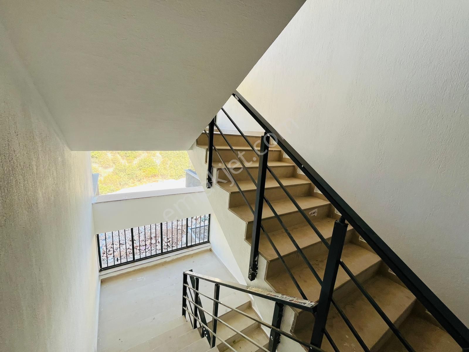 Remax Cool 2 'den 1+1 Doğa Manzaralı Daire - Görsel 31