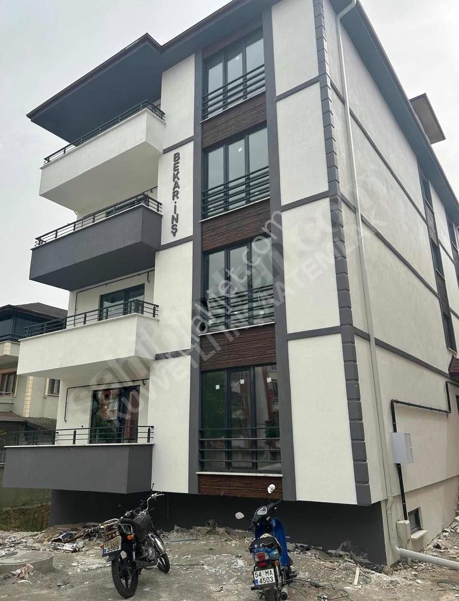 Hendek Yeni Satılık Daire BEKAR İNŞAATTAN YENİ MAHALLE DE 2 + 1 SATILIK 85 M2 DAİRELER