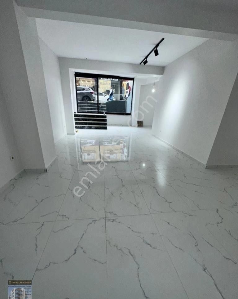 Güngören Sanayi Mahallesinde Tekstil Merkezinde Kredili 80 M2 Satılık Dükkan - Görsel 2