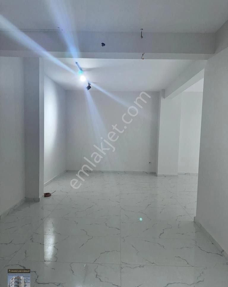 Güngören Sanayi Mahallesinde Tekstil Merkezinde Kredili 80 M2 Satılık Dükkan - Görsel 14