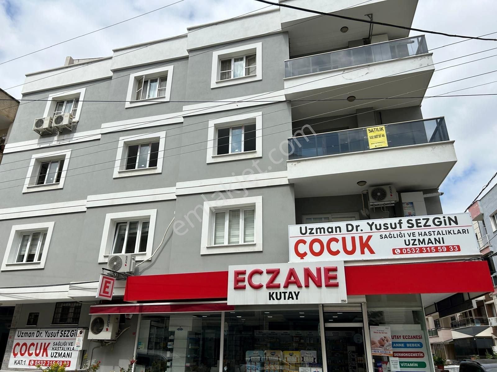 Turgutlu Cumhuriyet Satılık Daire Cumhuriyet Mh Karaca Sk 3+1 asansörlü ara kat Daire