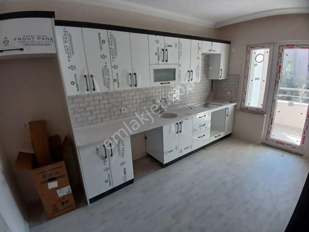 Karesi Kayabey Satılık Daire CANYAPI'dan Bağlar Sokağı Cuma pazarı Mevkiinde 2+1 ARAKAT SATILIK SIFIR DAİRE