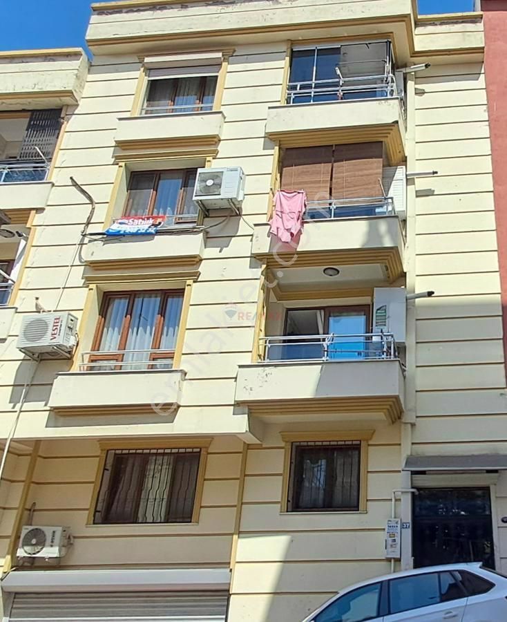 Konak Zafertepe Satılık Daire Konak Zafertepe Mahalle'inde 3+1 Satılık Daire