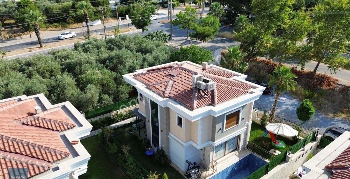 Kuşadası Güzelçamlı Satılık Villa GÜZELÇAMLI DA SATILIK LÜKS MÜSTAKİL VİLLA