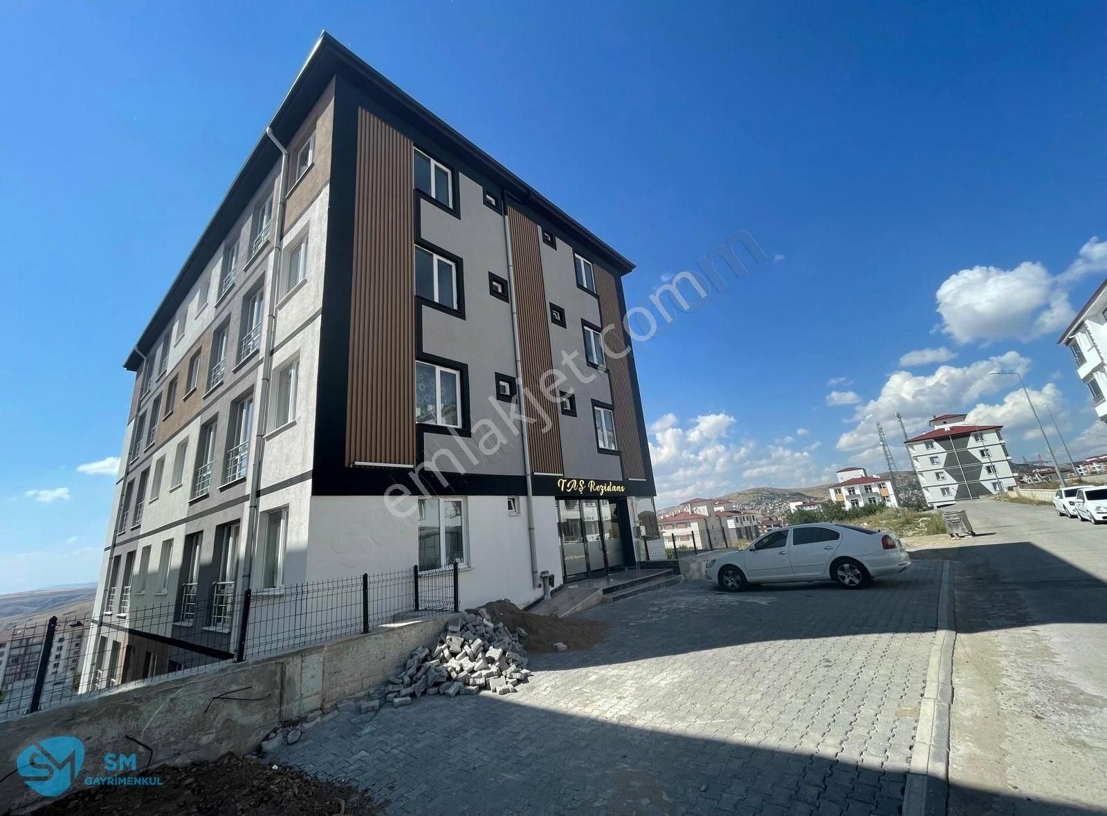 Yozgat Merkez Çapanoğlu Kiralık Daire ÜNİVERSİTE YOLUNDA 1+1 EŞYALI HER ŞEY DAHİL SIFIR DAİRELER