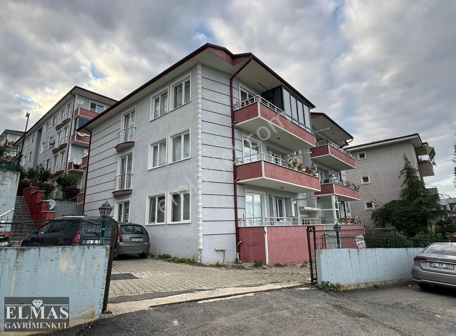 Serdivan Beşköprü Satılık Daire BEŞKÖPRÜ MAH'DE 3+1 125 M2 SATILIK DAİRE