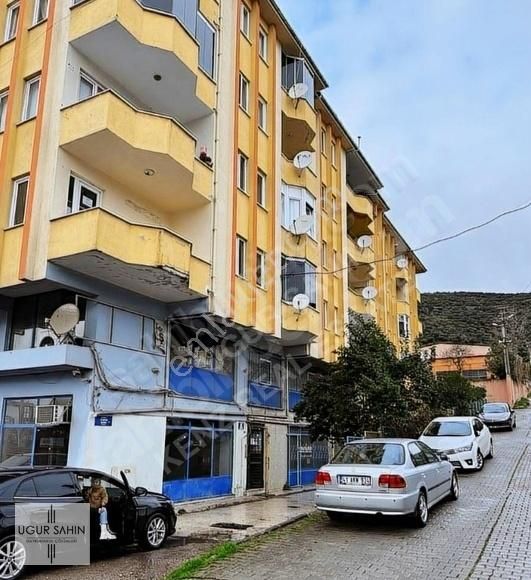 Körfez Kirazlıyalı Satılık Daire UĞUR ŞAHİN'DEN DÜKKAN ve 1+1 EŞYALI DAİRE KOMPLE SATILIK