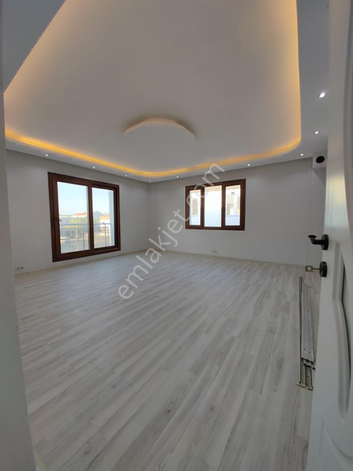 Yunusemre 50. Yıl Satılık Daire  EGD EMİR GRUP'TAN 50.YIL MAH 3+1 180M2 GENİŞ FERAH SATILIK DAİRE