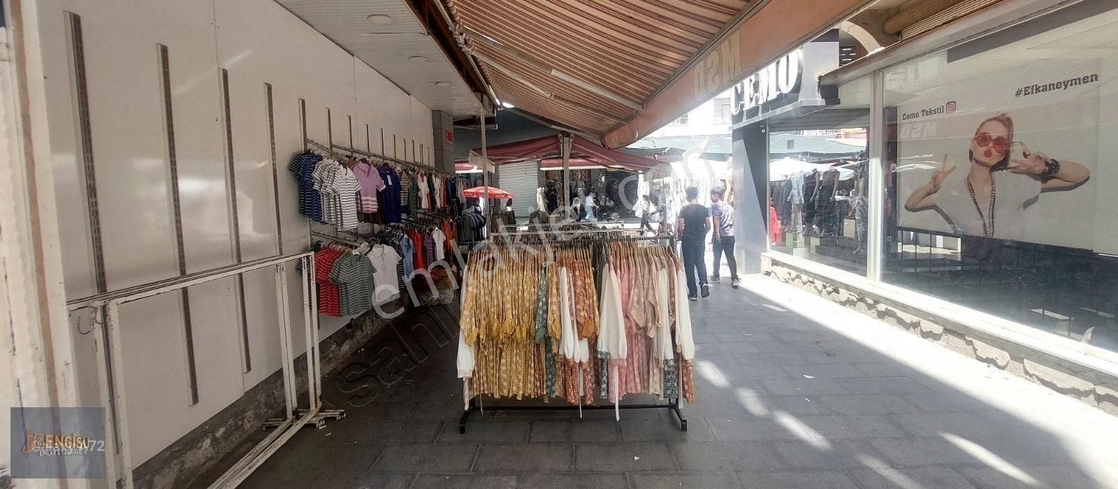 Bağlar 5 Nisan Satılık Dükkan & Mağaza SAKARYA CADDESİNDE KİRA GETİRİSİ YÜKSEK SATILIK KÖŞE DÜKKAN