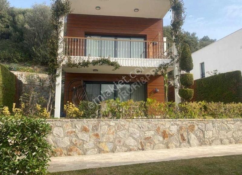 Bodrum Koyunbaba Satılık Daire Bodrum Gümüşlük denize 450 adım 2+1 bahçe kat daire