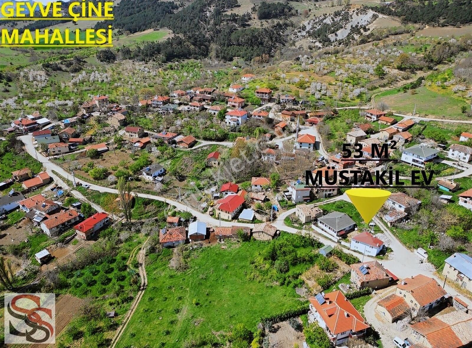 Geyve Çine Satılık Müstakil Ev Geyve Çine Mahallesi 53 M² Arsa Üzerinde 2+1 90 M² Müstakil Ev