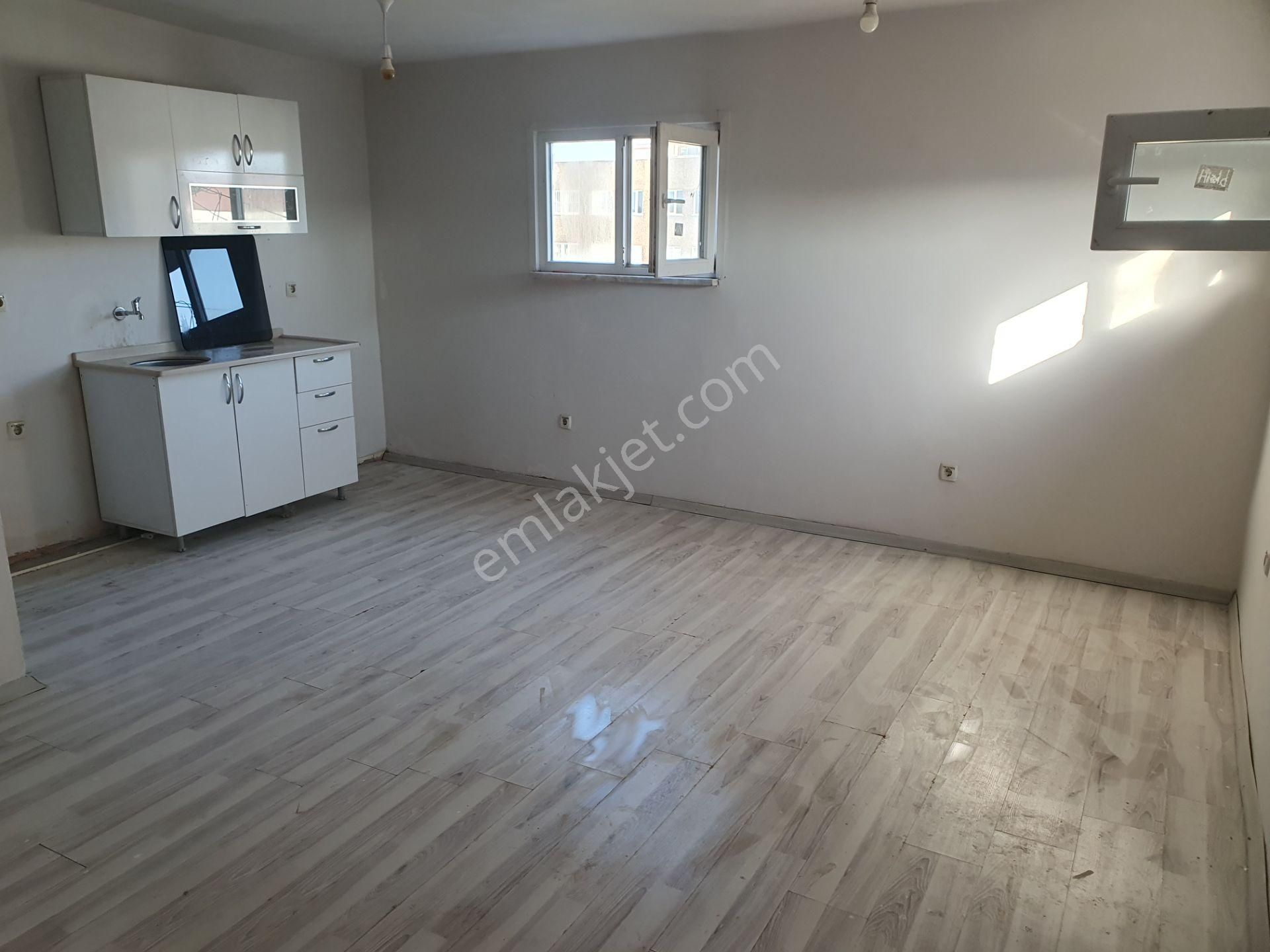 Ümraniye Ihlamurkuyuda Kiralık İş Yeri - Görsel 9