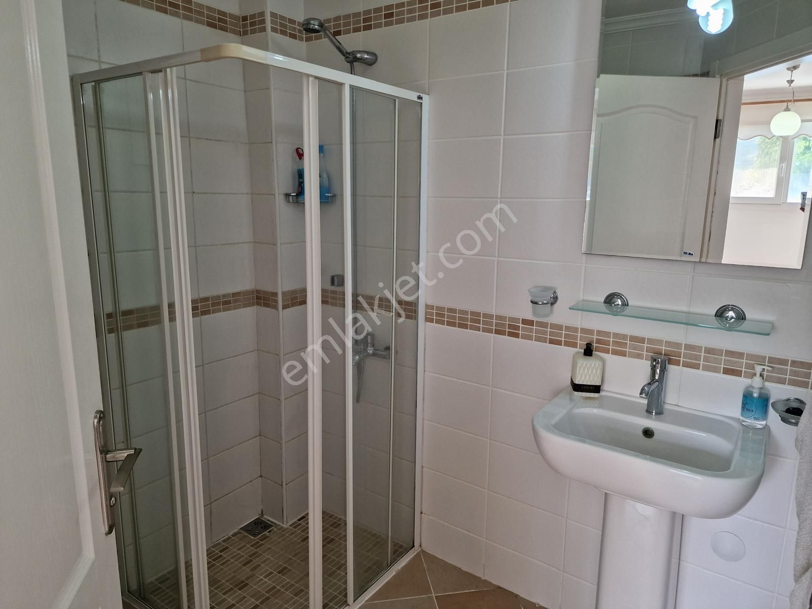 Göcek'te Site İçerisin De 4+1 Satılık Villa - Görsel 15