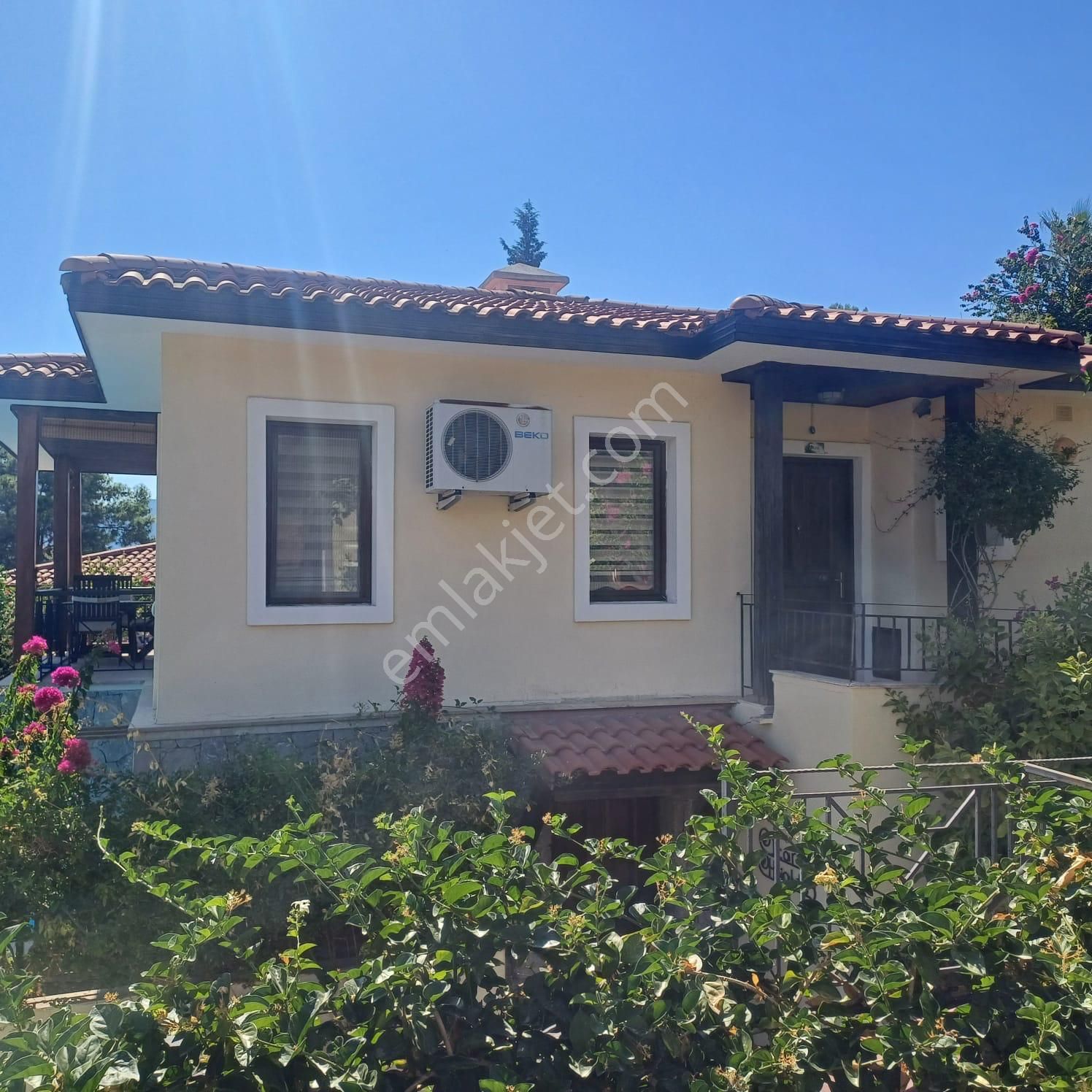 Göcek'te Site İçerisin De 4+1 Satılık Villa - Görsel 2