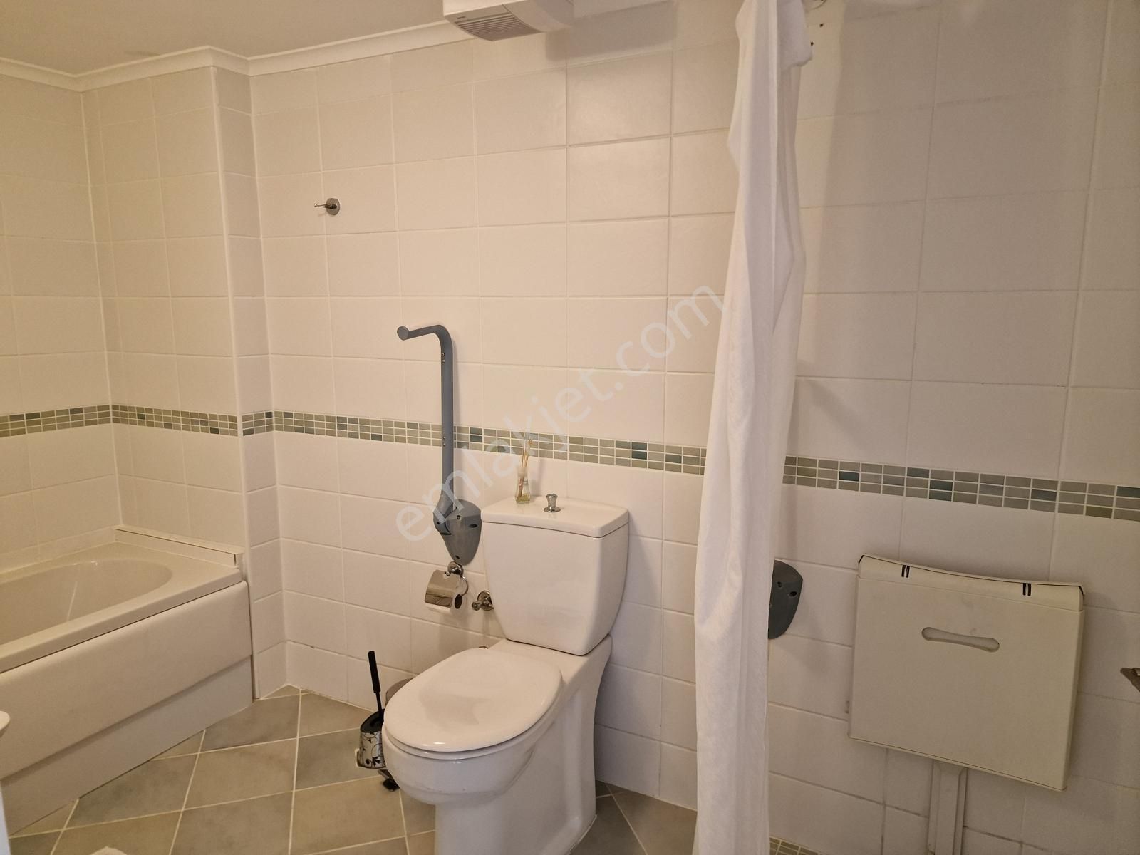 Göcek'te Site İçerisin De 4+1 Satılık Villa - Görsel 18