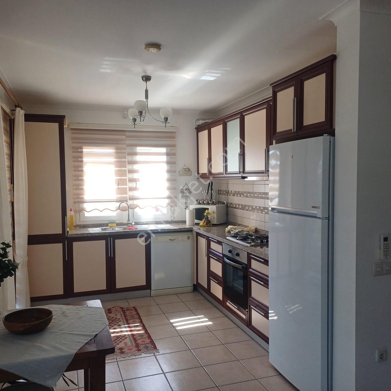 Göcek'te Site İçerisin De 4+1 Satılık Villa - Görsel 8