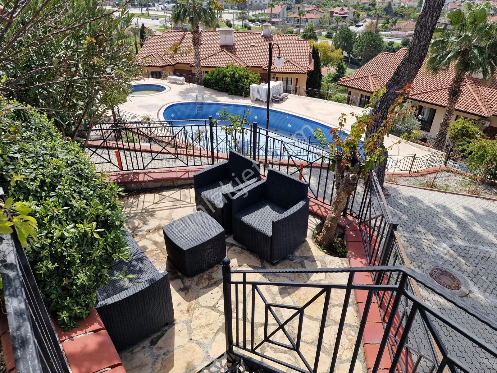 Göcek'te Site İçerisin De 4+1 Satılık Villa - Görsel 24