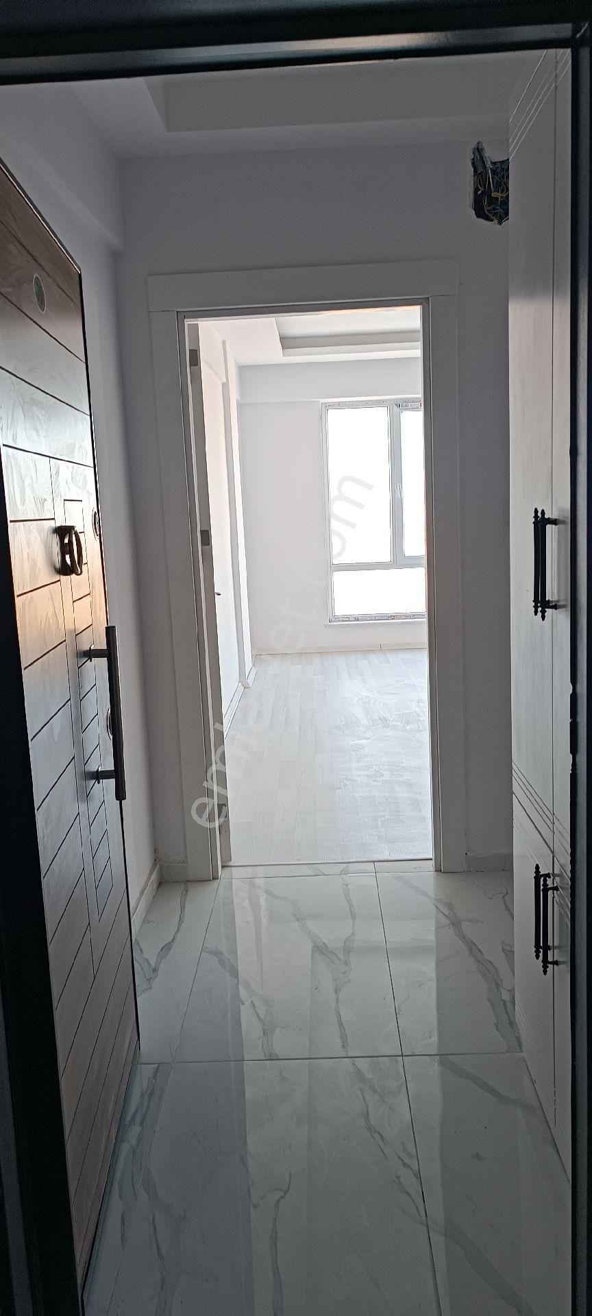 Şehitkamil Çamlıtepe Satılık Daire BEYKENT GAZİLER MAHALLESİNDE SATILIK 2+1 DAİRE 