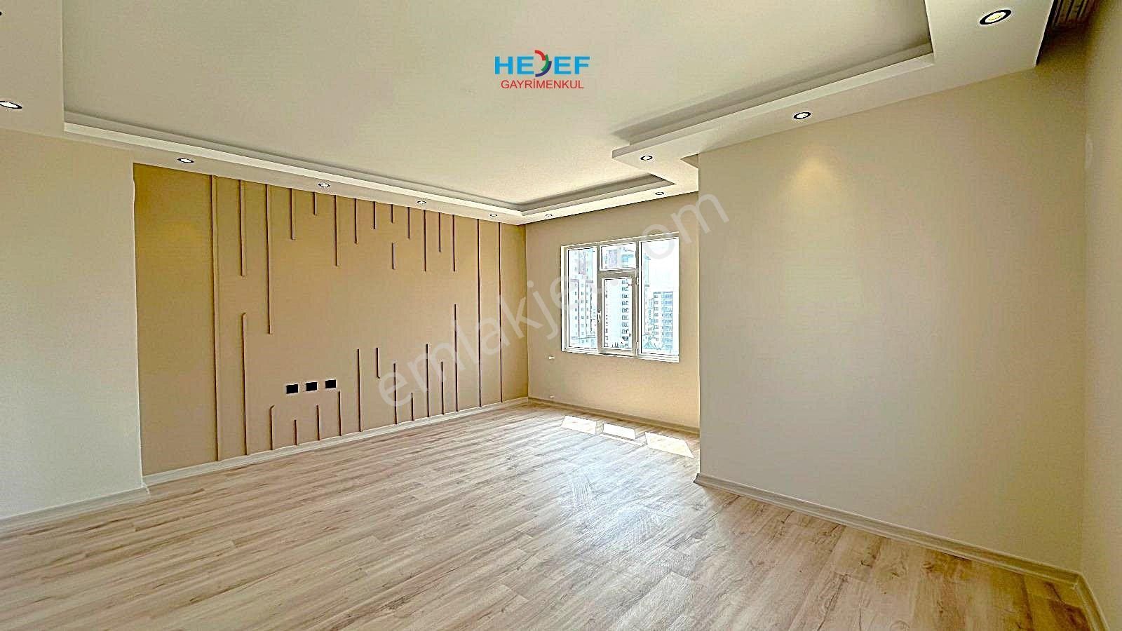 Yenişehir Batıkent Satılık Daire  HEDEF'TEN MERKEZİ KONUMLU CEPHELERİ AÇIK 3+1 SATILIK DAİRE