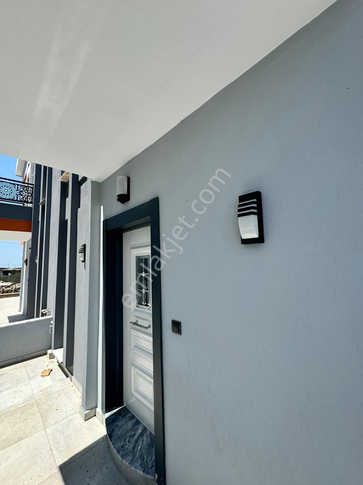 İsa Mahallesi’nde Havuzlu 4 + 1 Villa - Görsel 9