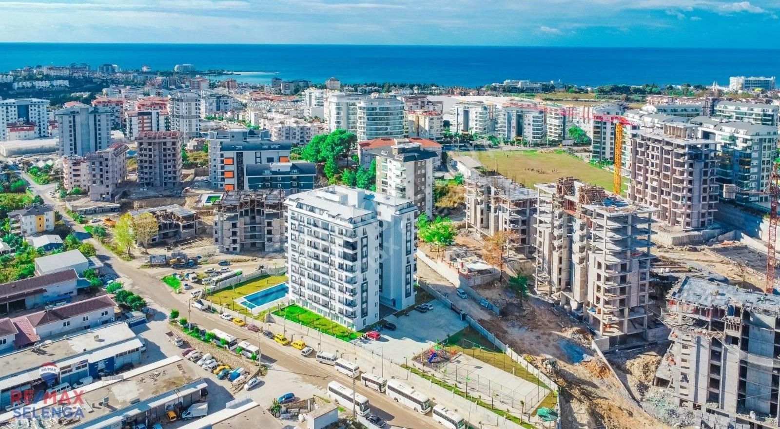 Alanya Avsallar Satılık Daire Remax Selenga'dan Avsallarda Harika Sıfır Eşyalı 1+1 Lüks Daire