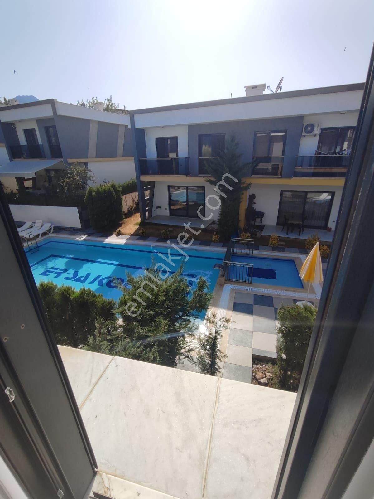 Kuşadası Güzelçamlı Satılık Villa kuşadası güzelçamlı da 3+1 havuzlu villa