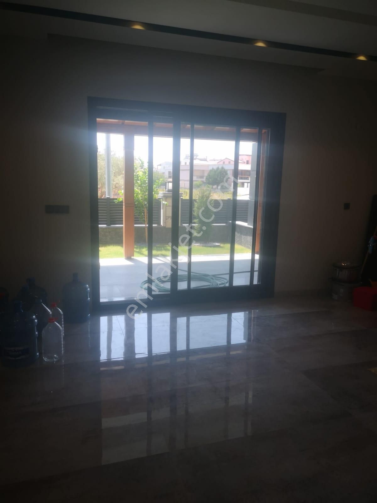 Menderes Turyap'tan Mithatpaşa Mah. 5+1 Satılık Lüx Villa - Görsel 6
