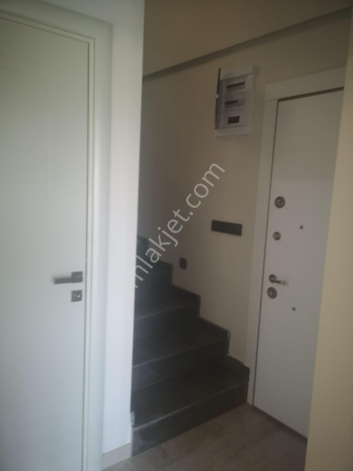 Menderes Turyap'tan Mithatpaşa Mah. 5+1 Satılık Lüx Villa - Görsel 8