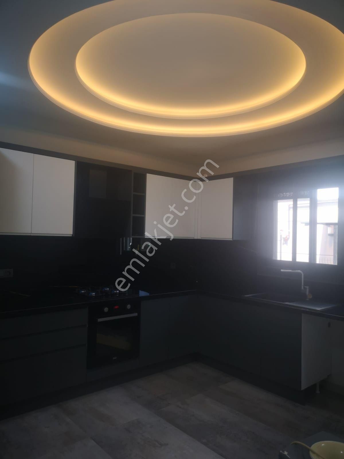Menderes Turyap'tan Mithatpaşa Mah. 5+1 Satılık Lüx Villa - Görsel 12