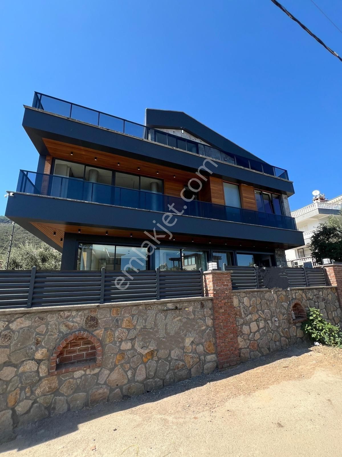 Altınoluk Kazdağları Eteklerinde Full Deniz Manzaralı Tek Müstakil 4+1 Ultra Lüx Sıfır Villa - Görsel 2