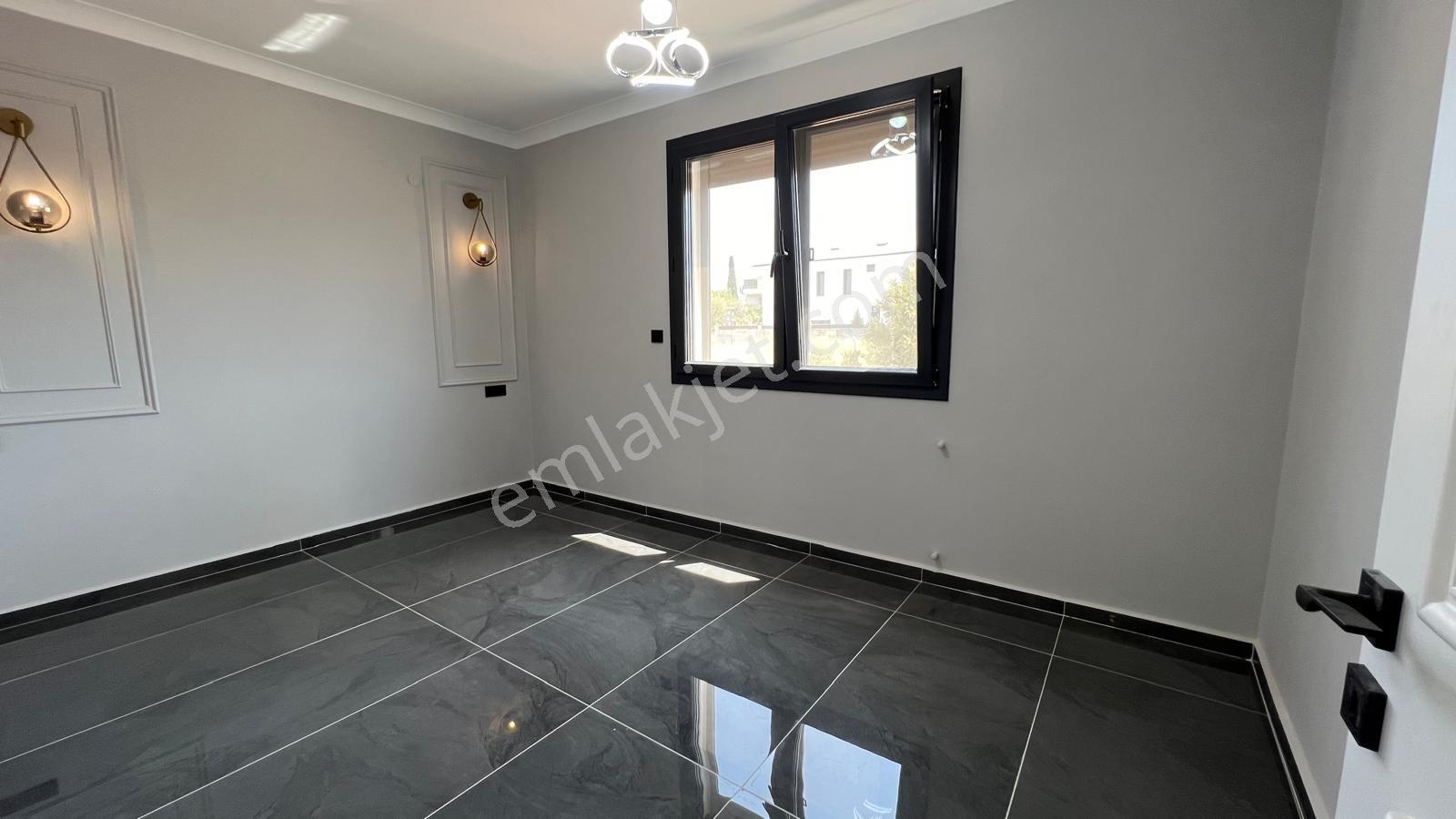 Didim Hisar Mahallesinde Satılık 3+1 Ayrı Mutfaklı Bahçeli Villa - Görsel 20