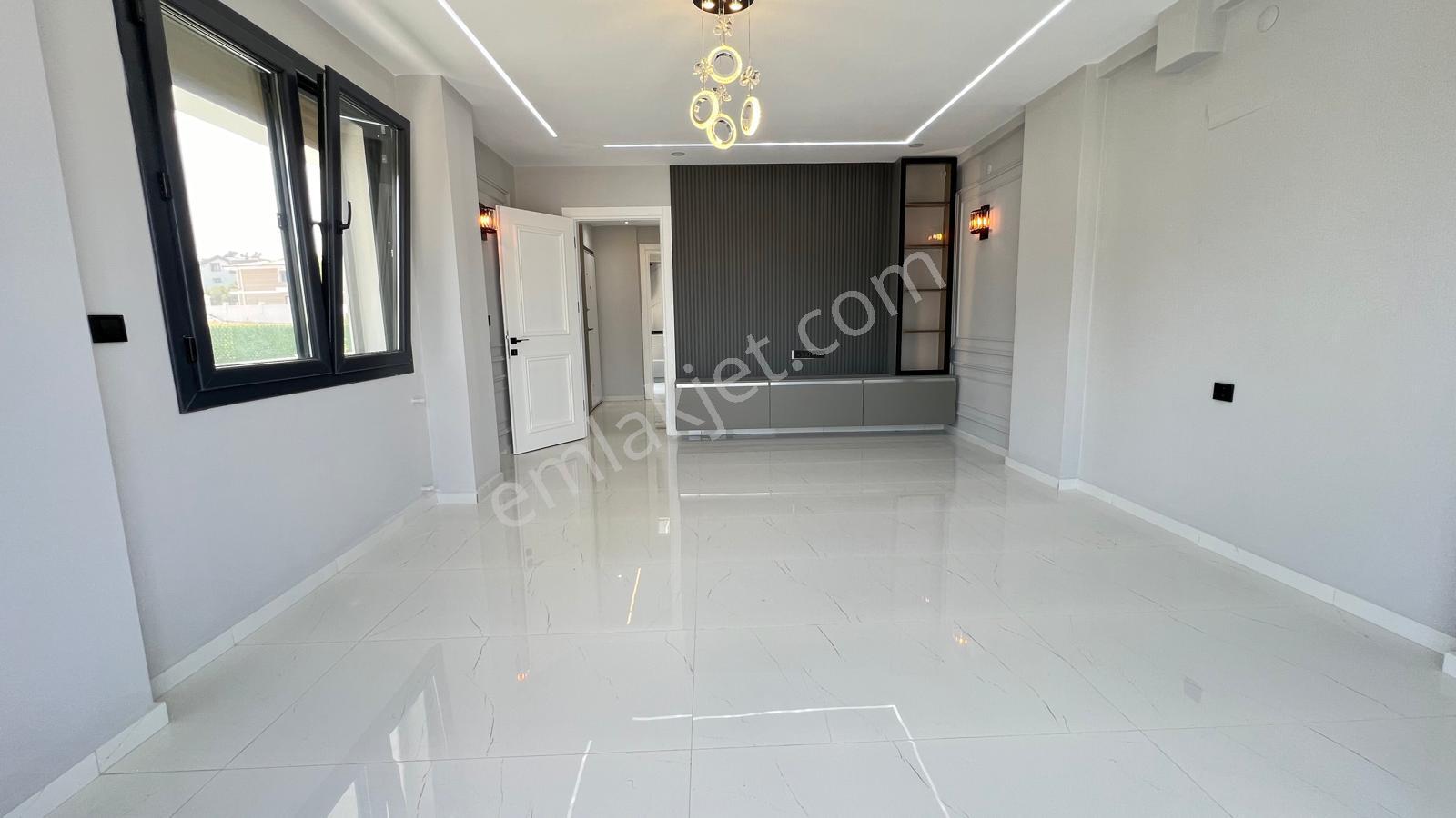 Didim Hisar Mahallesinde Satılık 3+1 Ayrı Mutfaklı Bahçeli Villa - Görsel 11