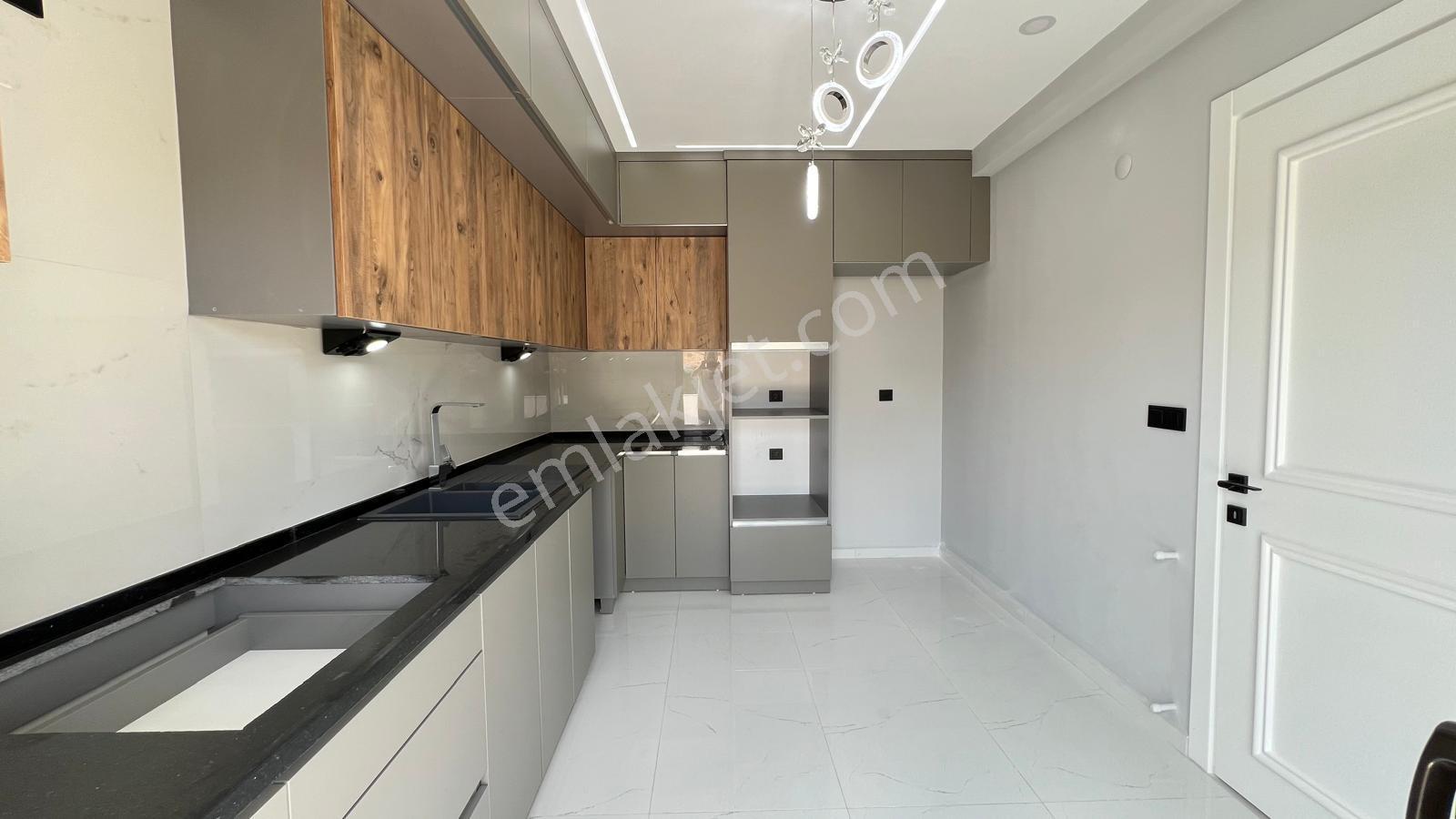 Didim Hisar Mahallesinde Satılık 3+1 Ayrı Mutfaklı Bahçeli Villa - Görsel 15