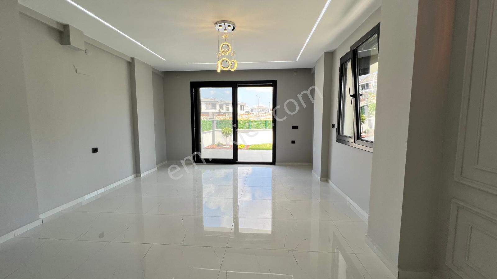Didim Hisar Mahallesinde Satılık 3+1 Ayrı Mutfaklı Bahçeli Villa - Görsel 13