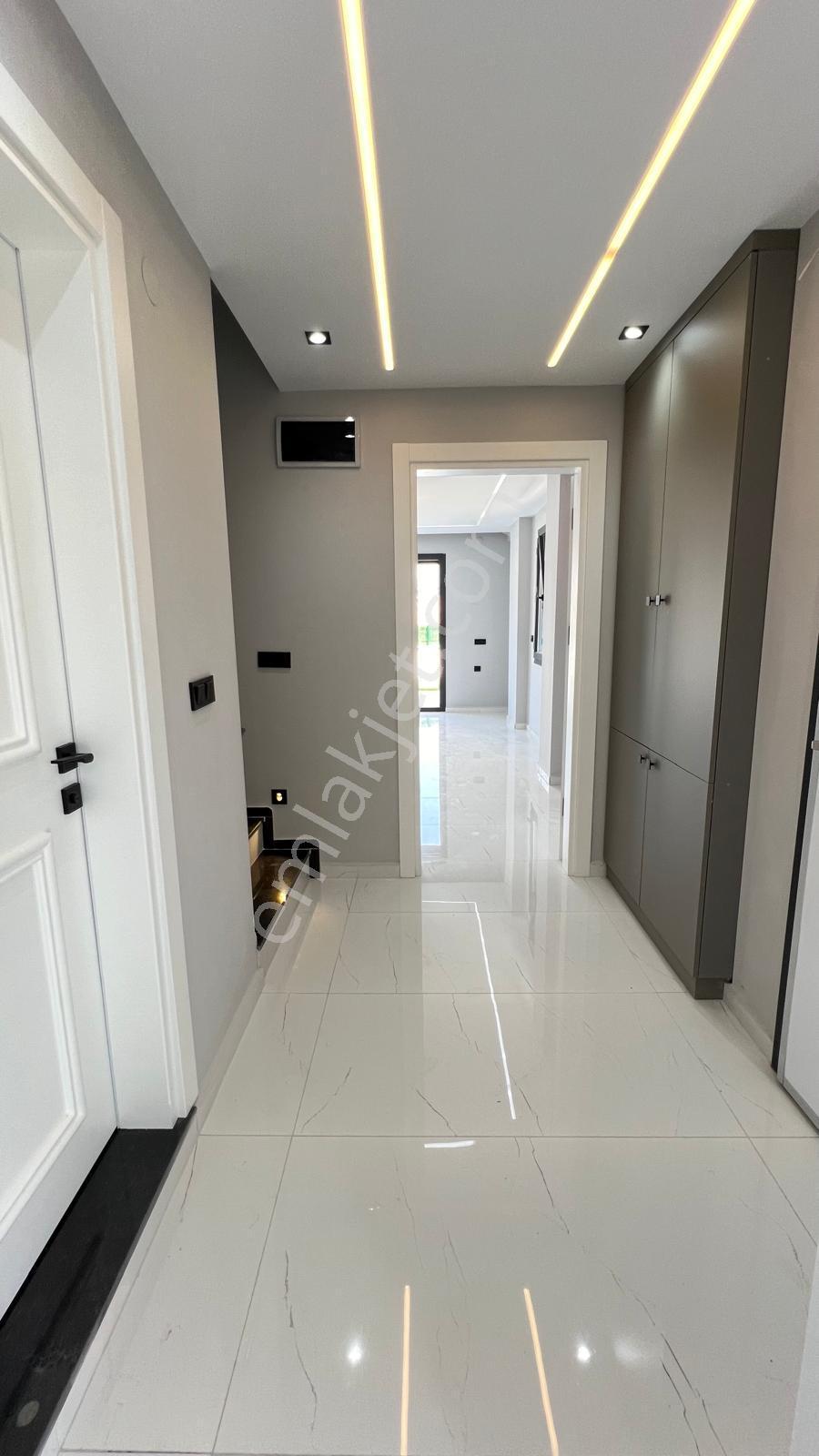 Didim Hisar Mahallesinde Satılık 3+1 Ayrı Mutfaklı Bahçeli Villa - Görsel 10