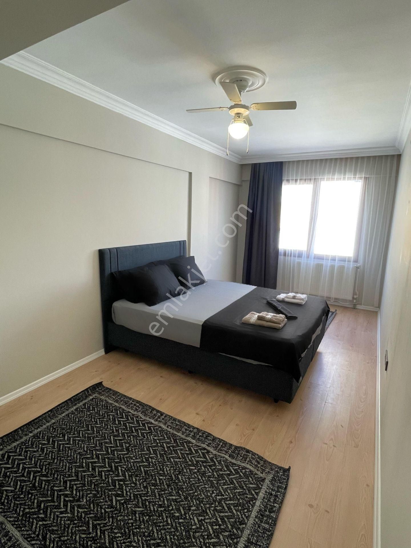 Bayraklı Günlük Kiralık 3+1 Geniş - Temiz - Görsel 4