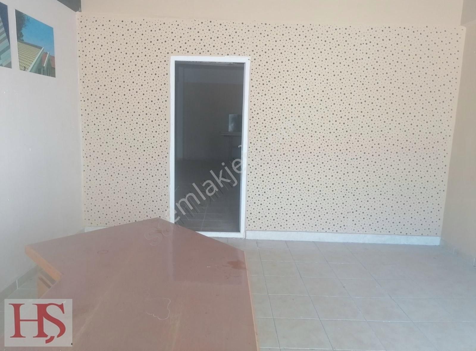 Konyaaltı Arapsuyu Kiralık Depo KONYAALTI ARAPSUYU MAH DENİZE 100MT 40M2 KİRALIK DEPO